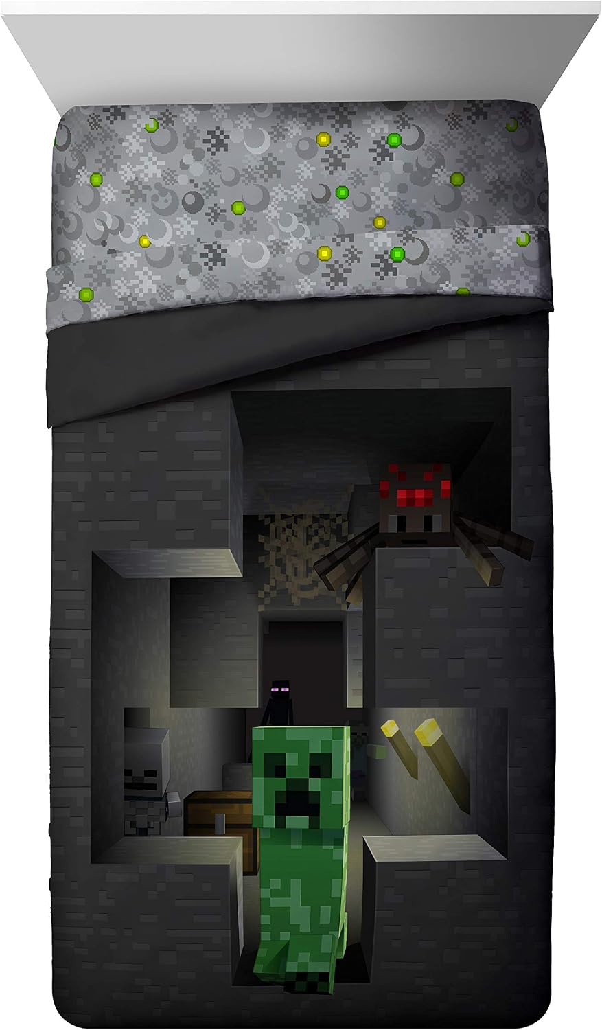 Jay Franco Minecraft Spawn Gray Twin Comforter - Super Soft Kids Bedding Features Creeper - Fade Resistant Polyester Microfiber Fill (Official Minecraft Product)