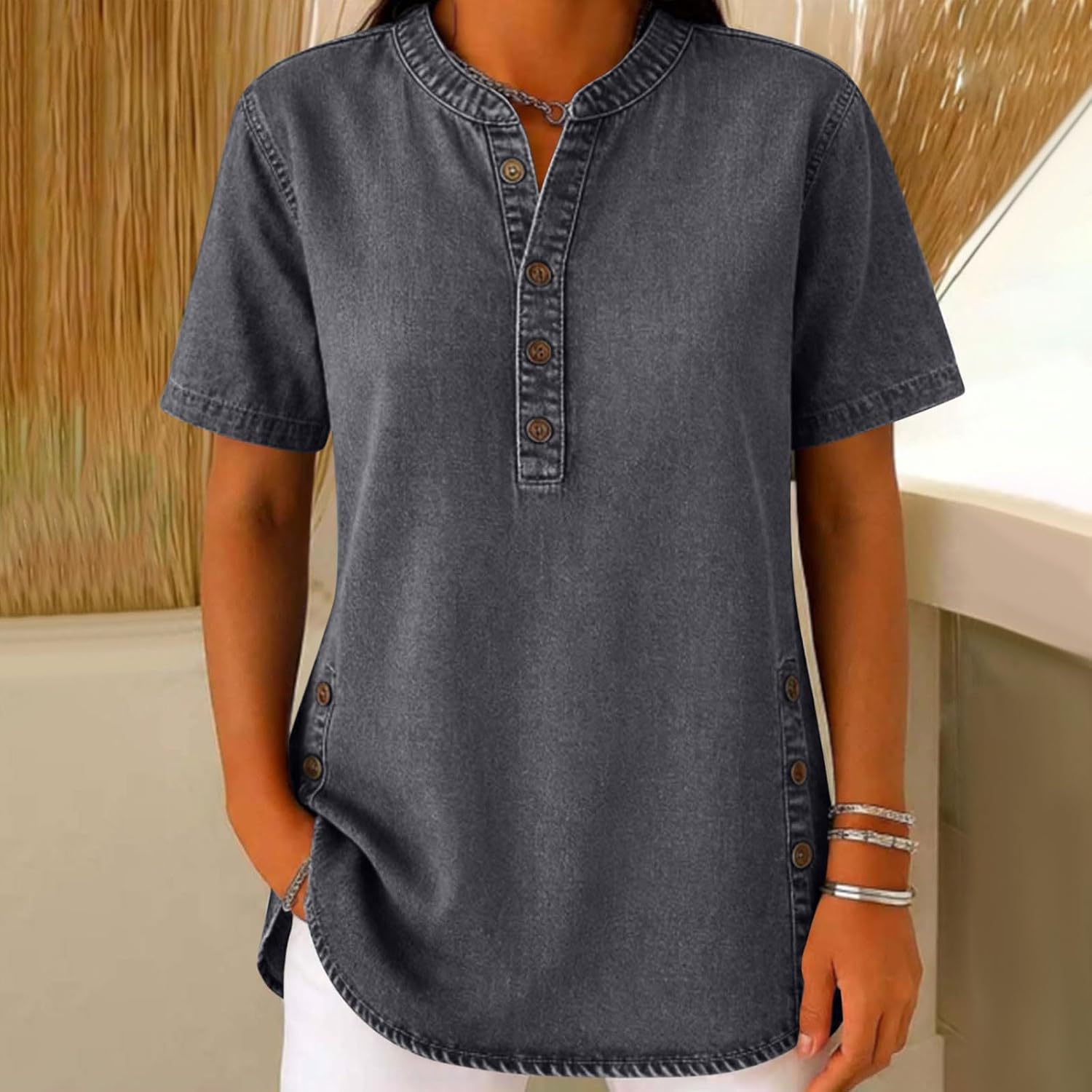 01 Dark Grey