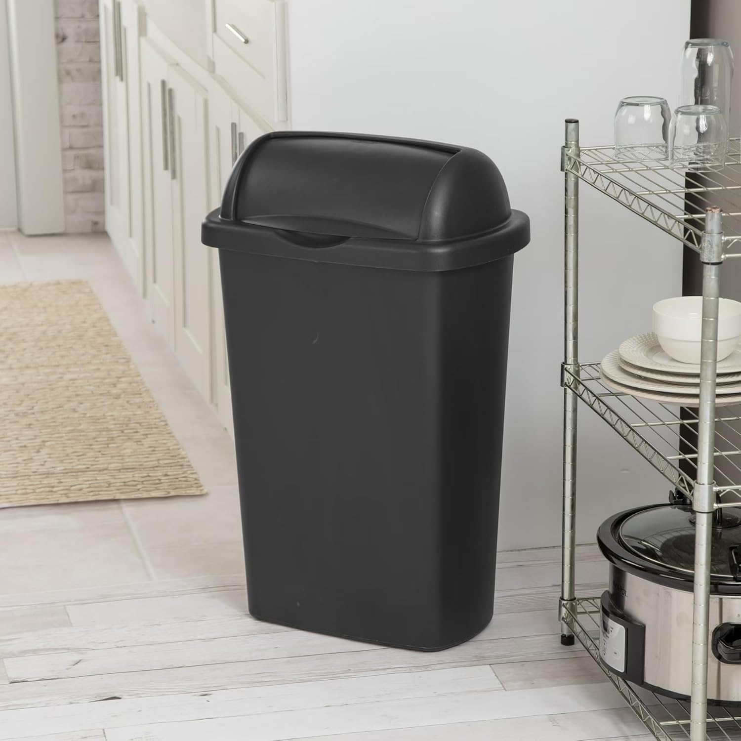 Large Kitchen Trash can, 13 gallons Plastic Trash can, with roll-up lid, Black, Household Goods.