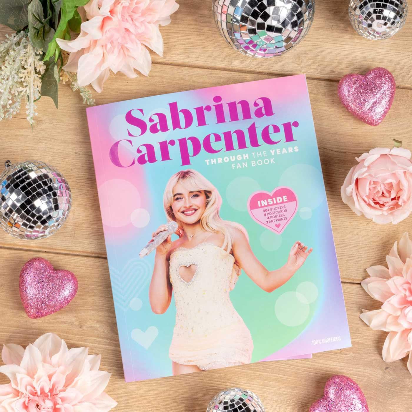 Sabrina Carpenter Through the Years Fan Book (Pop Culture Fan Packs)