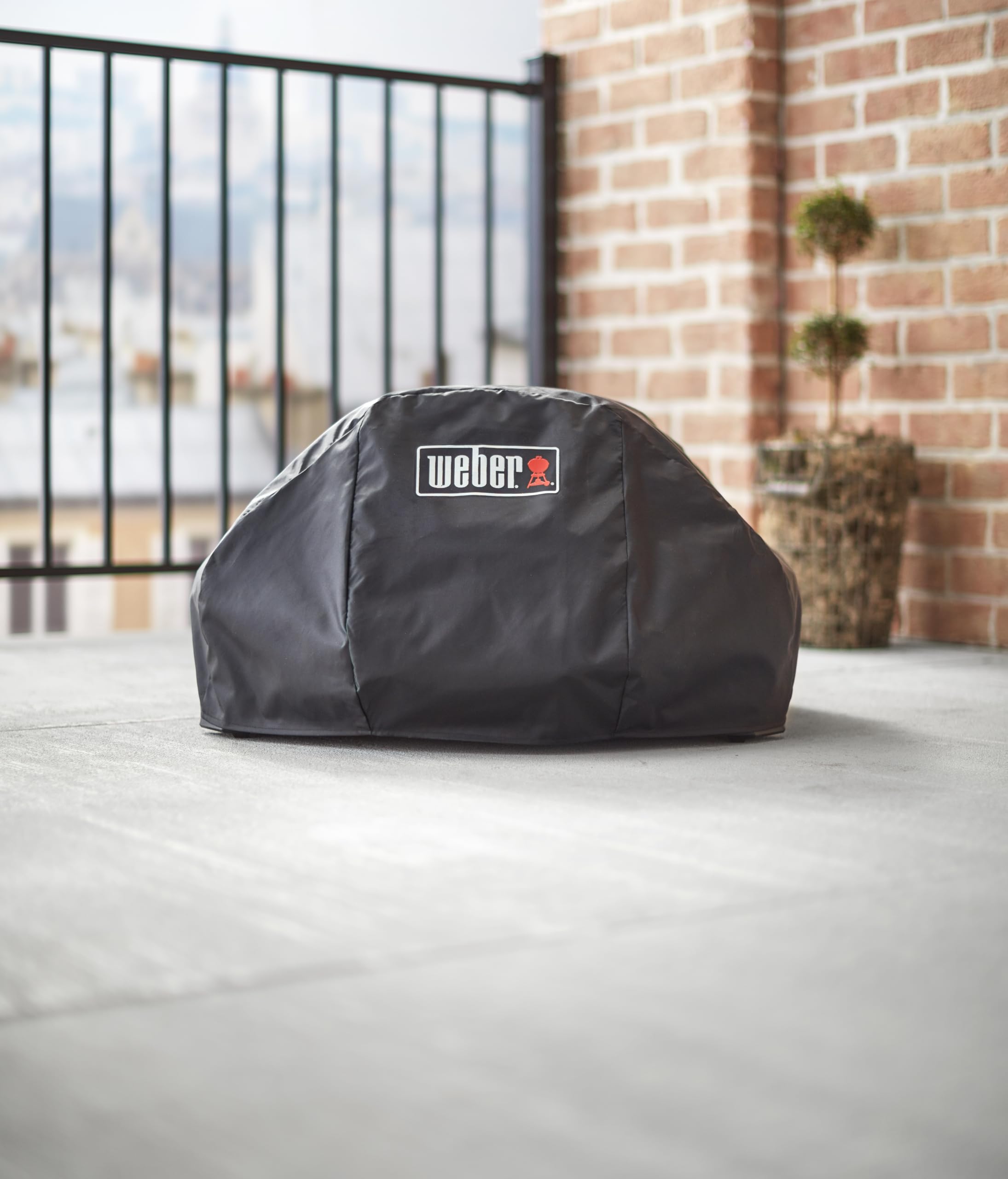 Weber Copertura Premium per Barbecue Pulse 2000, Traspirante, Resistente ai Raggi UV e all’Acqua, Protezione da Vento e intemperie, con Chiusura in Velcro – Nero (7140)