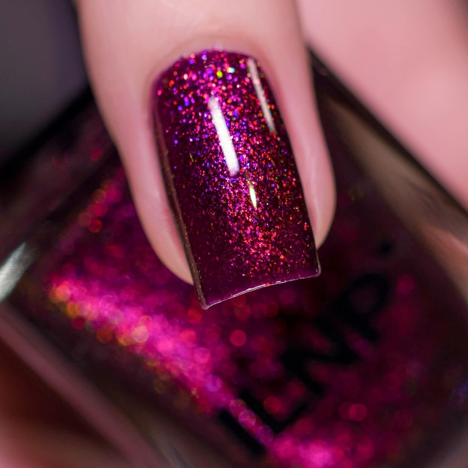 ILNP Dakota - Blackened Berry Shimmer Nail Polish