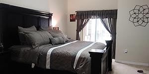 Review Image by Shawndra Shawndra