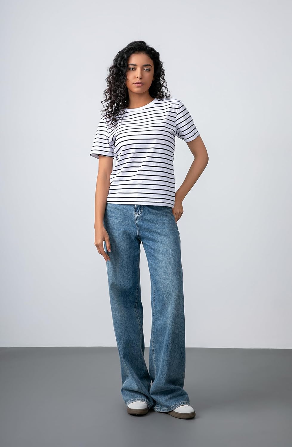 Women's Striped Shirt Basic Short Sleeved Round Neck Striped T-Shirt, Casual Summer Clothing,2 Pack - Image 5