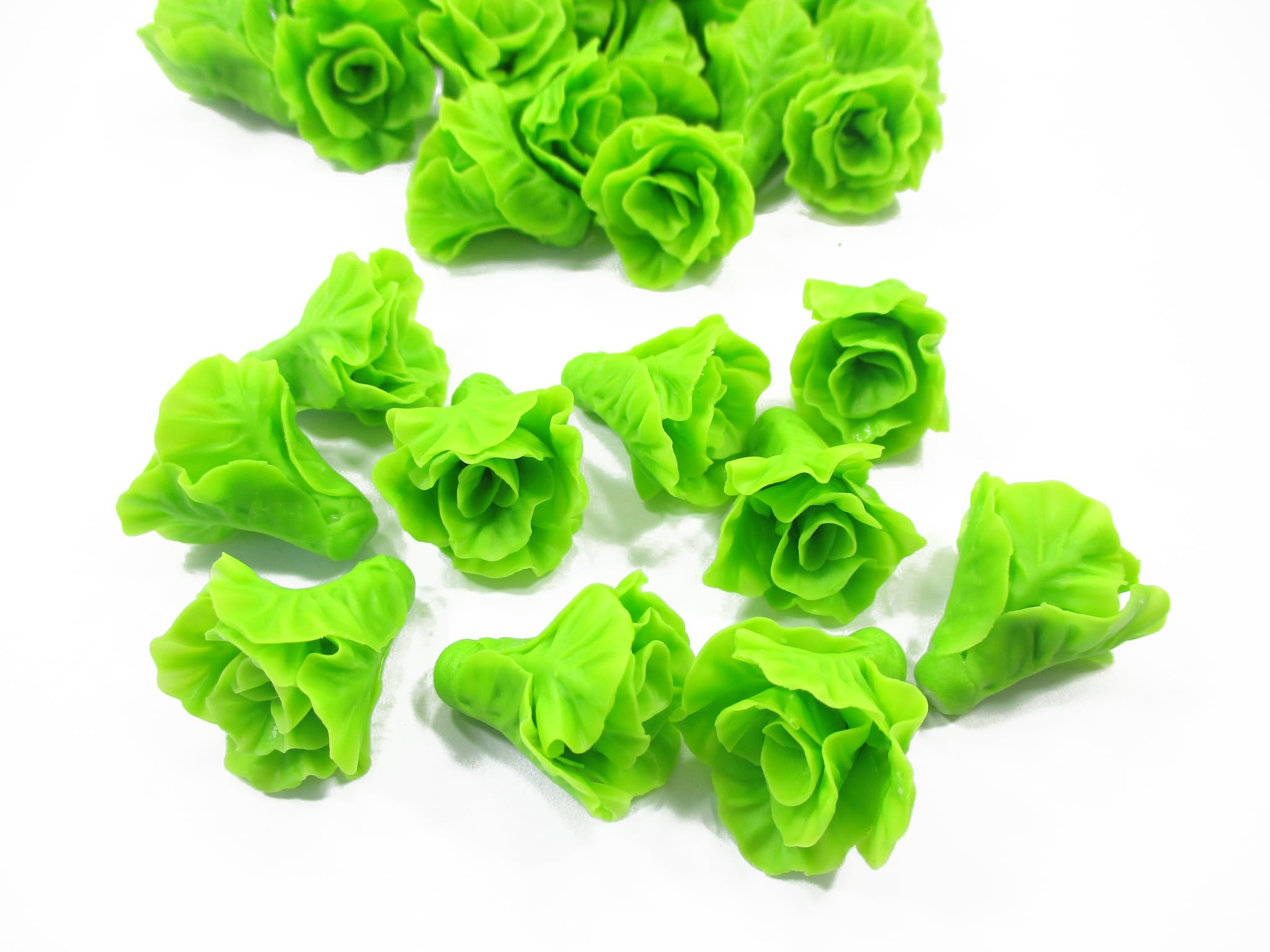 10 Loose Green Lettuce Salad Vegetable Miniature 1:6 12226