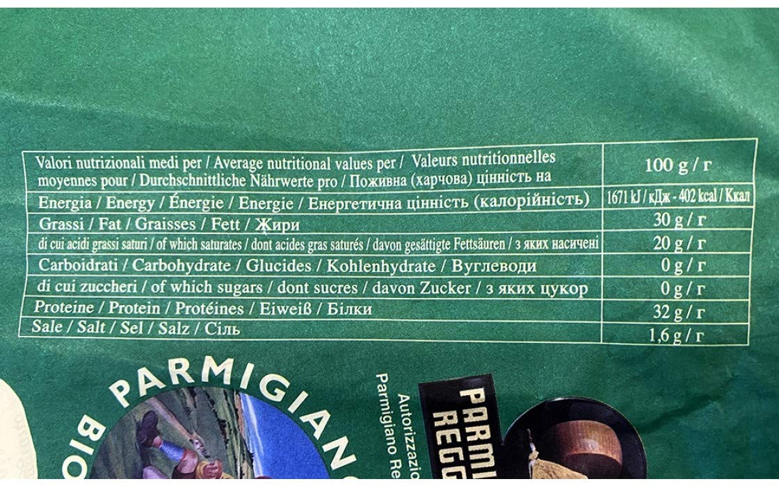 Parmigiano Reggiano Aop de l'agriculture biologique 60 mois 2 Punte da 500 gr Emballé à la main