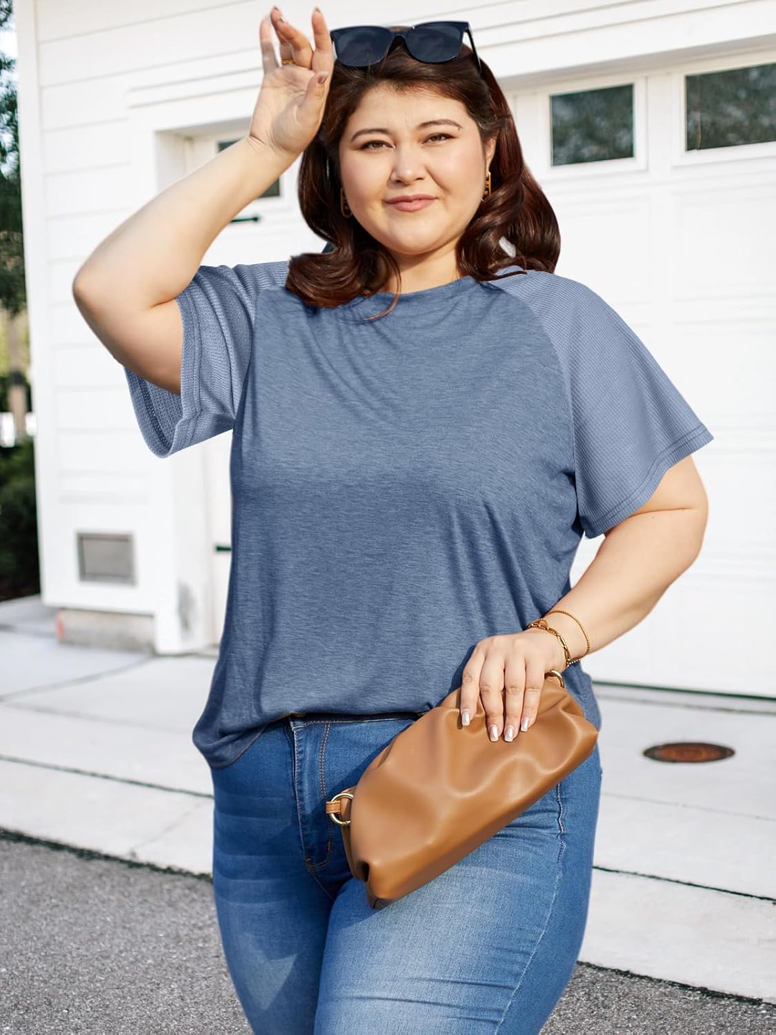 HDLTE Womens Plus Size Tops Floral Bell Sleeves Blouses Summer Crewneck Tunic Loose Casual T Shirts - Image 3