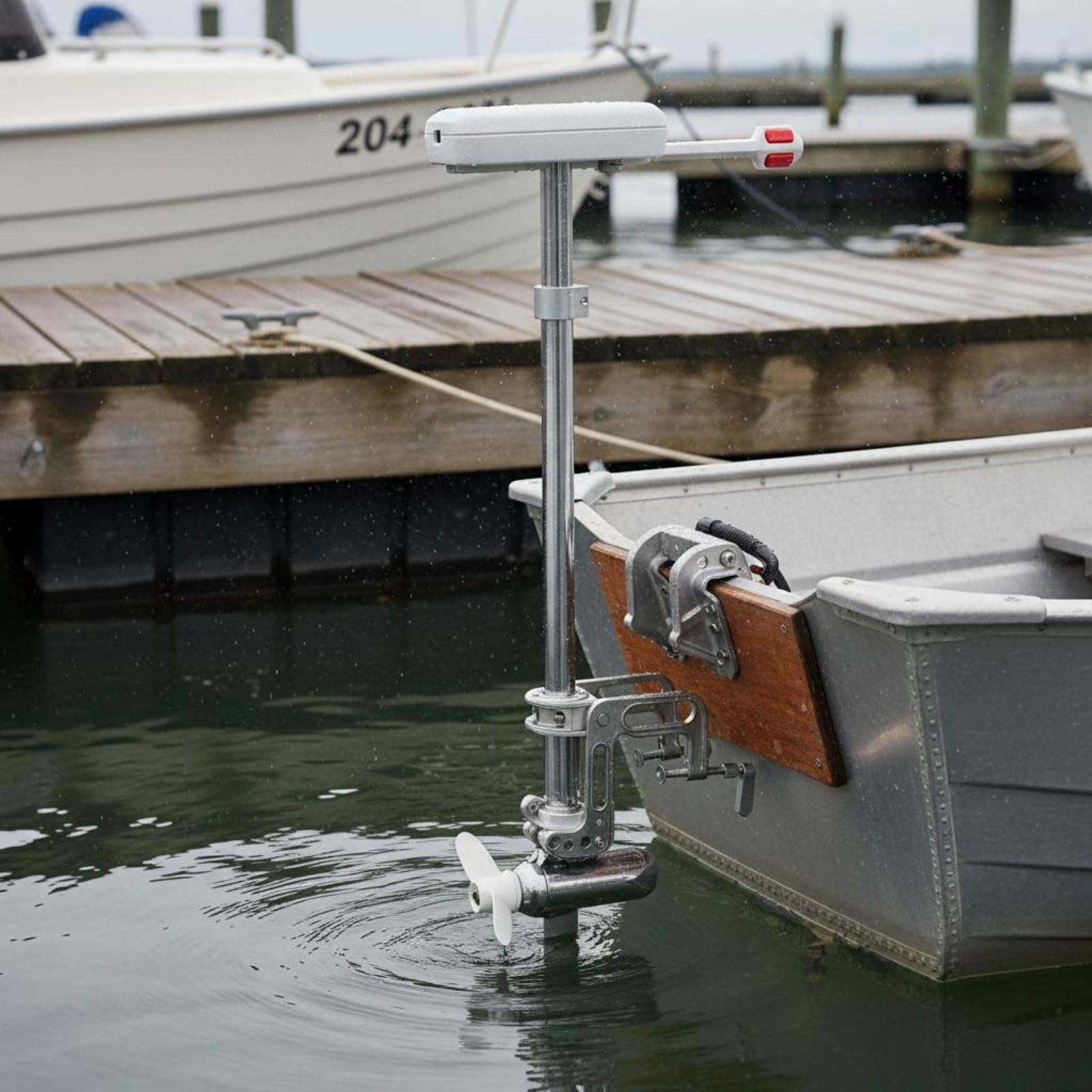 Motor Eléctrico Fuera Borda con Hélice Acero Inoxidable 1300W con Estructura Robusta y Soporte Aleación Aluminio para Inflable Kayak y Lancha Pequeña
