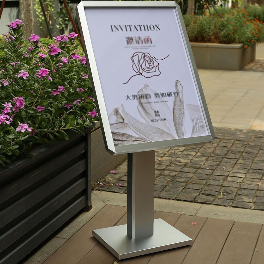 Soporte para Carteles de Pie Gold-60 * 80 | con Sistema de Apertura Superior y Marco Abatible,para Restaurantes, Boutiques,Ferias de Muestras y Centros de Convenciones