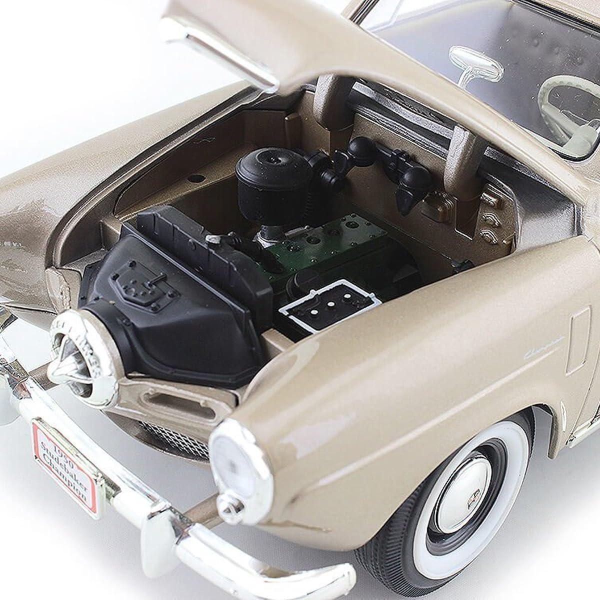 Miniatura 1950 Studebaker Champion Pérola Escala 1/18 Yat Ming