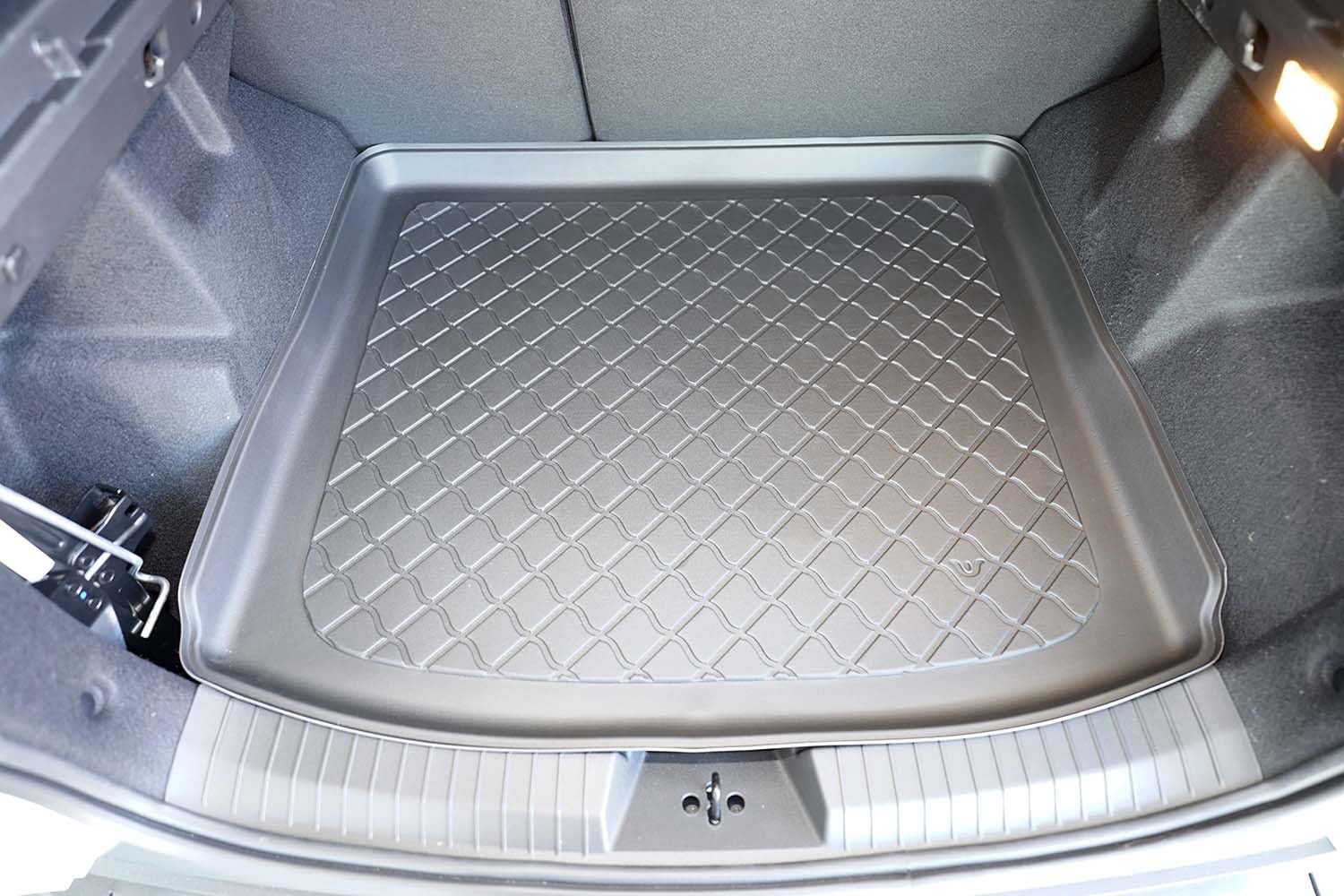 MTM Vasca Baule per Dacia Duster III (anche Mild-Hybrid/Full Hybrid) 06.2024- Protezione Bagagliaio su Misura con Antiscivolo, Resistente, Facile da Lavare e Inodore, cod. 11679