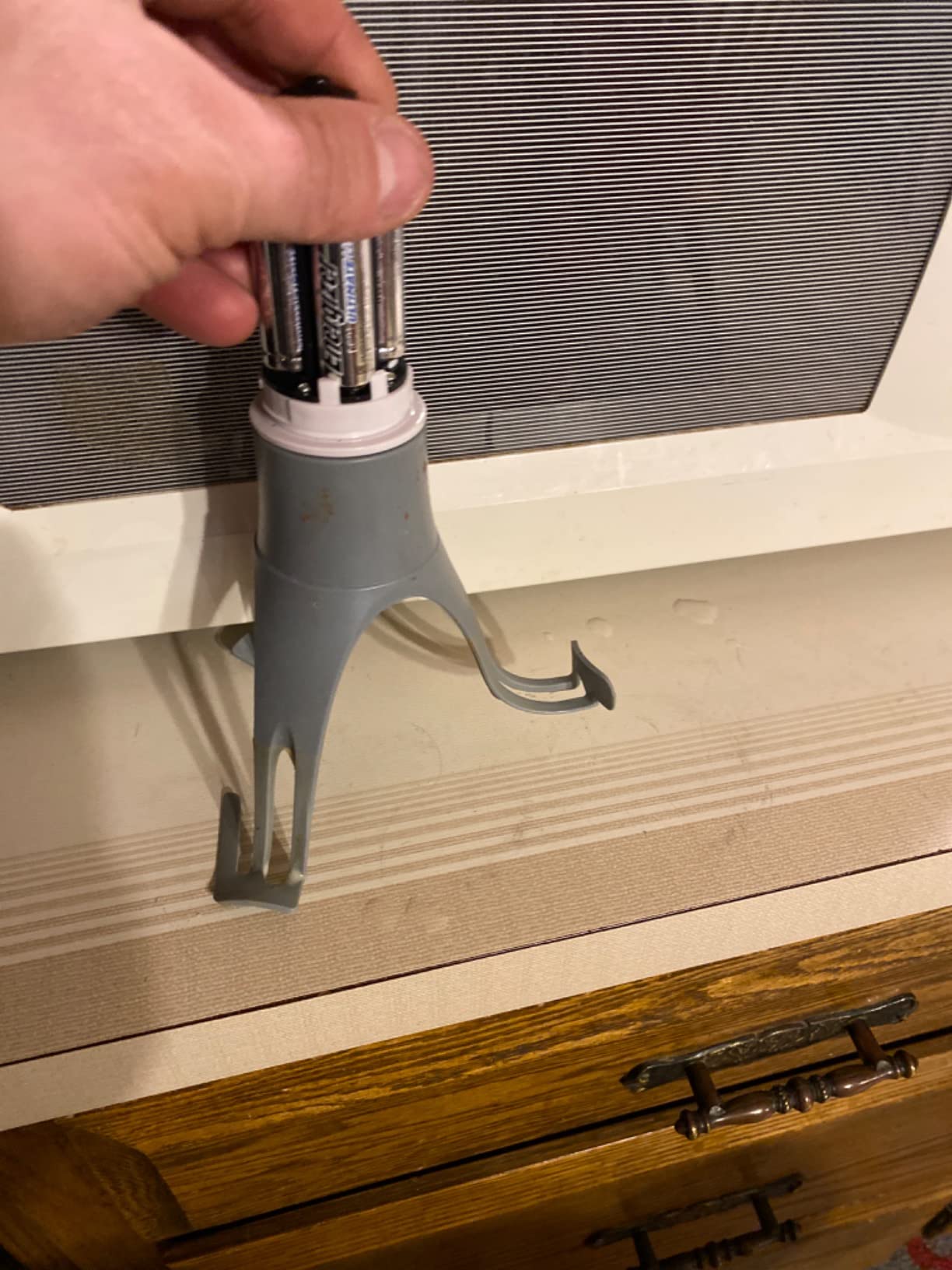 9/mo Finance Uutensil Stirr The Unique Automatic Pan Stirrer