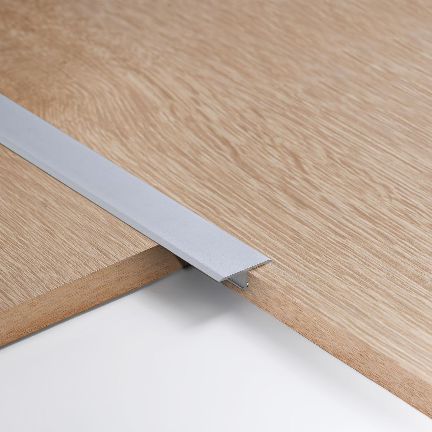 3 piezas de aluminio moldeado en T tira de transición de piso tira divisoria plana de metal for unir huecos de piso perfil laminado tiras de cubierta de borde de piso(2cm x 0.9m)