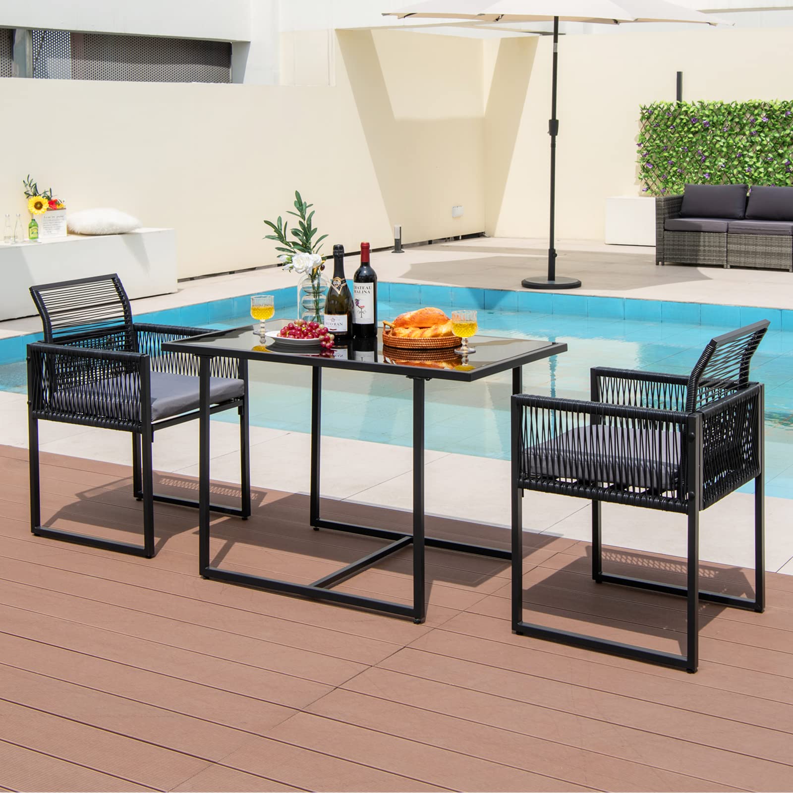 GIANTEX Set Mobili da Esterno a 3 Pezzi, 2 Sedie in Rattan Intrecciato con Schienale Pieghevole e Cuscini, Set Tavolo Rettangolare da Pranzo per Patio, Giardino e Balcone