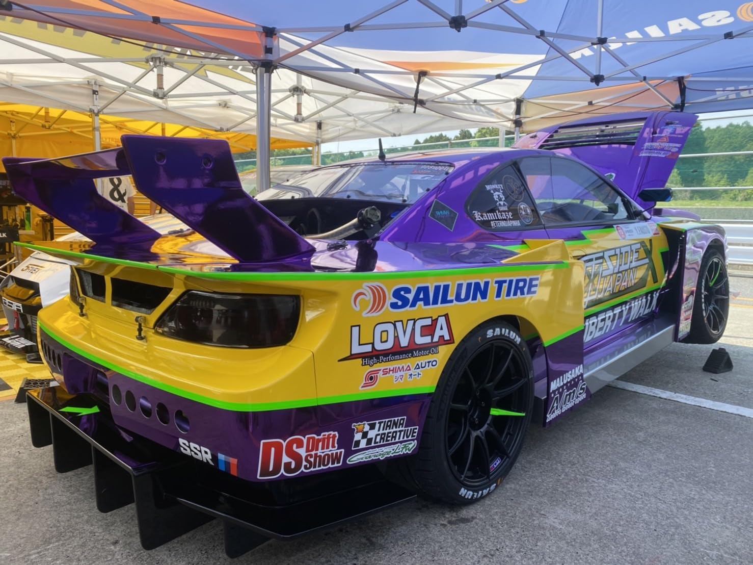 Amazon | LOVCA RACING 15W-70 5L SN エンジンオイル □LR1570-5 | 車