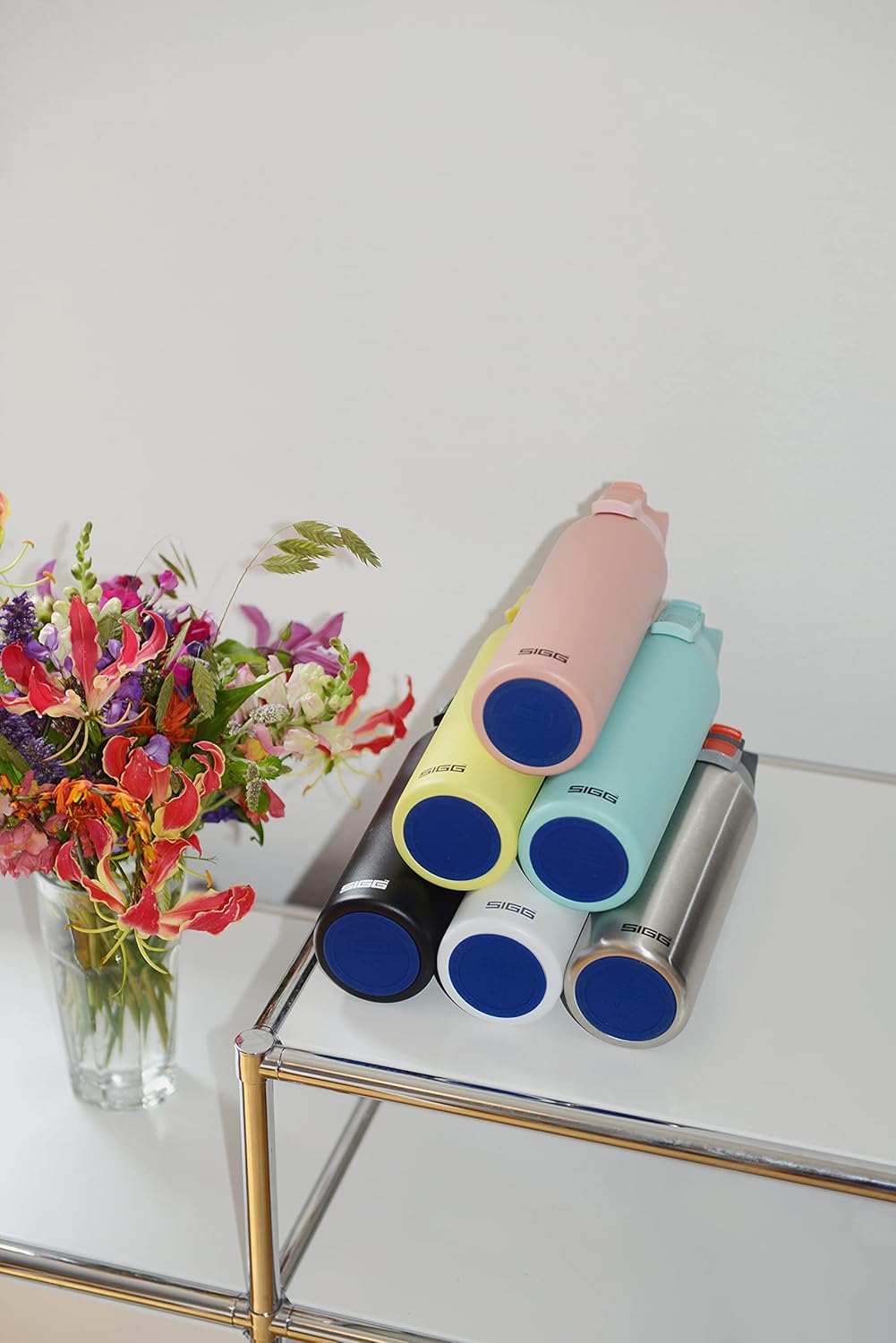 SIGG - Insulated Flask - Thermo Hot & Cold ONE Light - Fruit Filter- BPA-Free - Stainless Steel - 19 Oz - Image 8