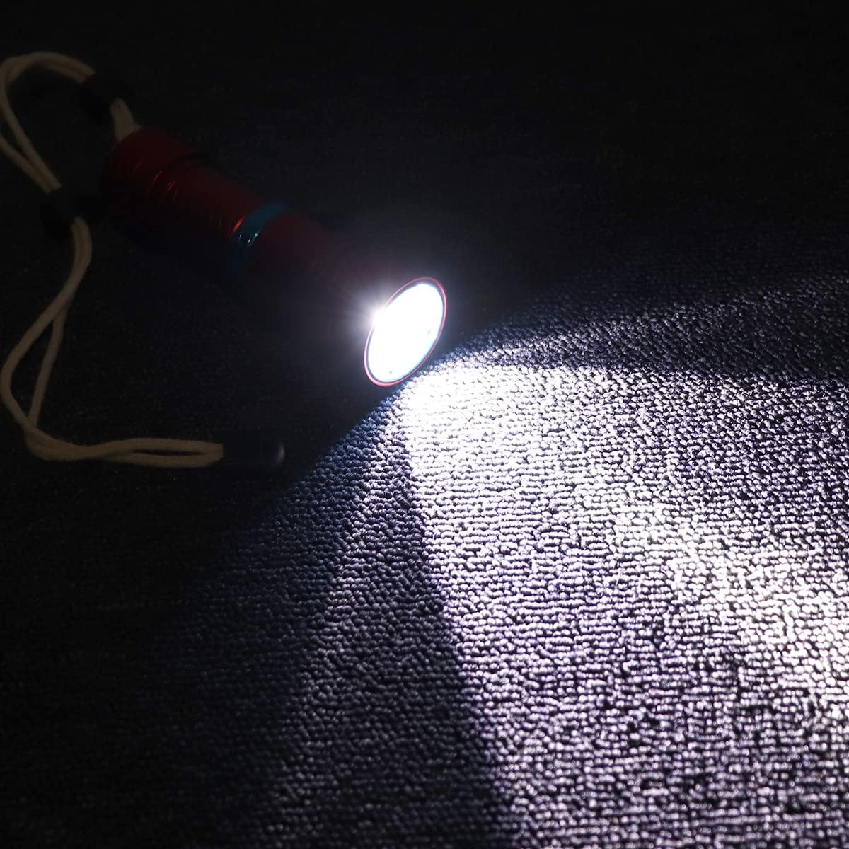 500LM Scuba Diving Light, LED Dive Flashlight | IPX8 Waterproof Flashlight With Magnetic Switch, Underwater 30m Torch for Outdoor/Diving/Fishing (Battery Not Included)