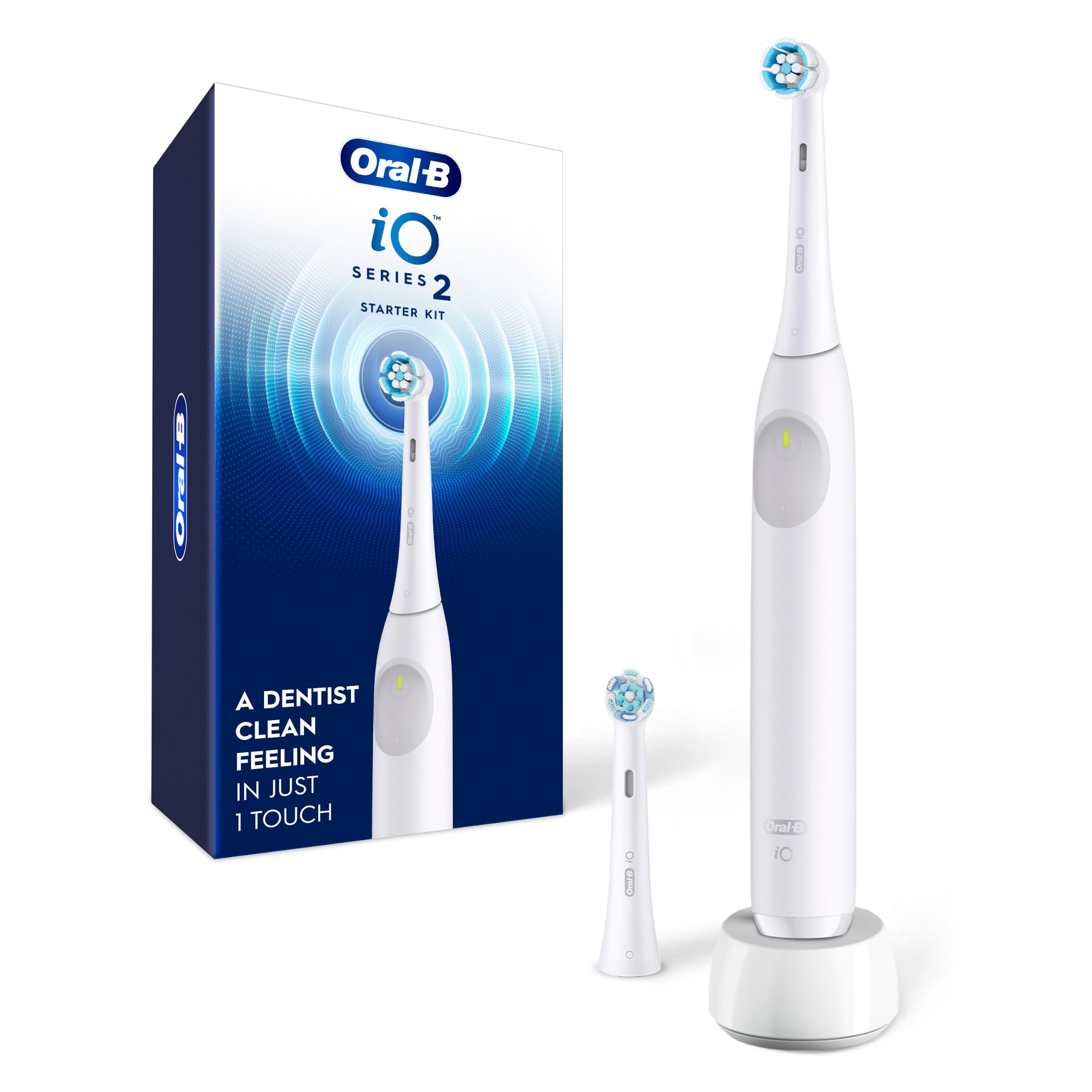 Oral-B Spazzolino Elettrico Ricaricabile, Starter Kit iO2, 3 Modalità di Pulizia, Sensore di Pressione Automatico per Proteggere le Gengive, 2 Testine, Bianco Puro