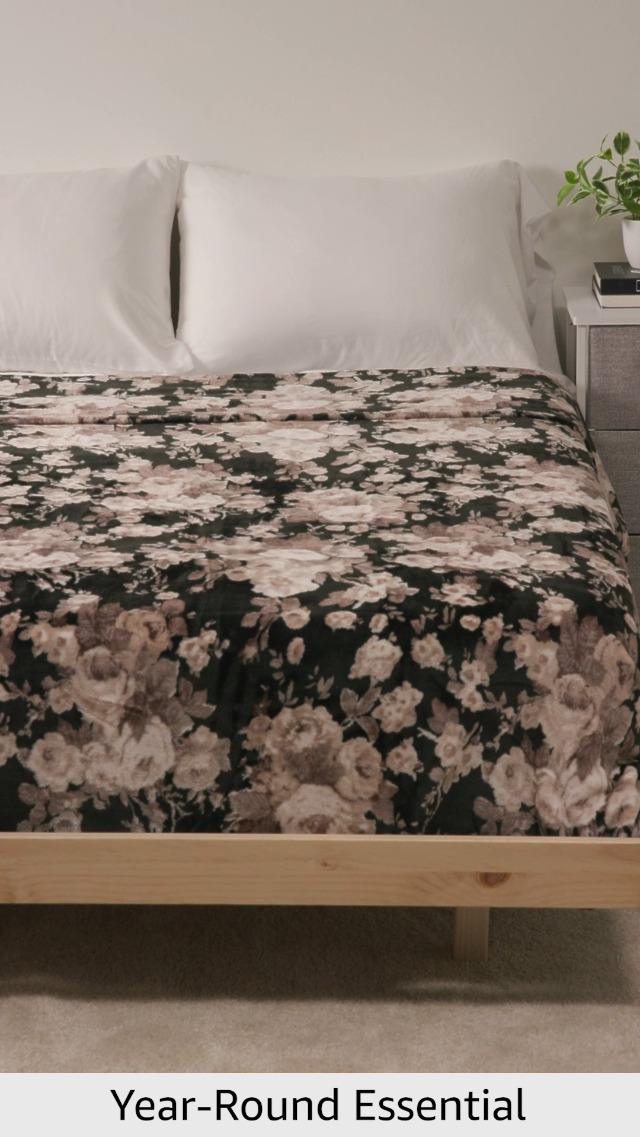 Amazon.com: Betsey Johnson - Blanket, Ultra-Soft Plush Bedding