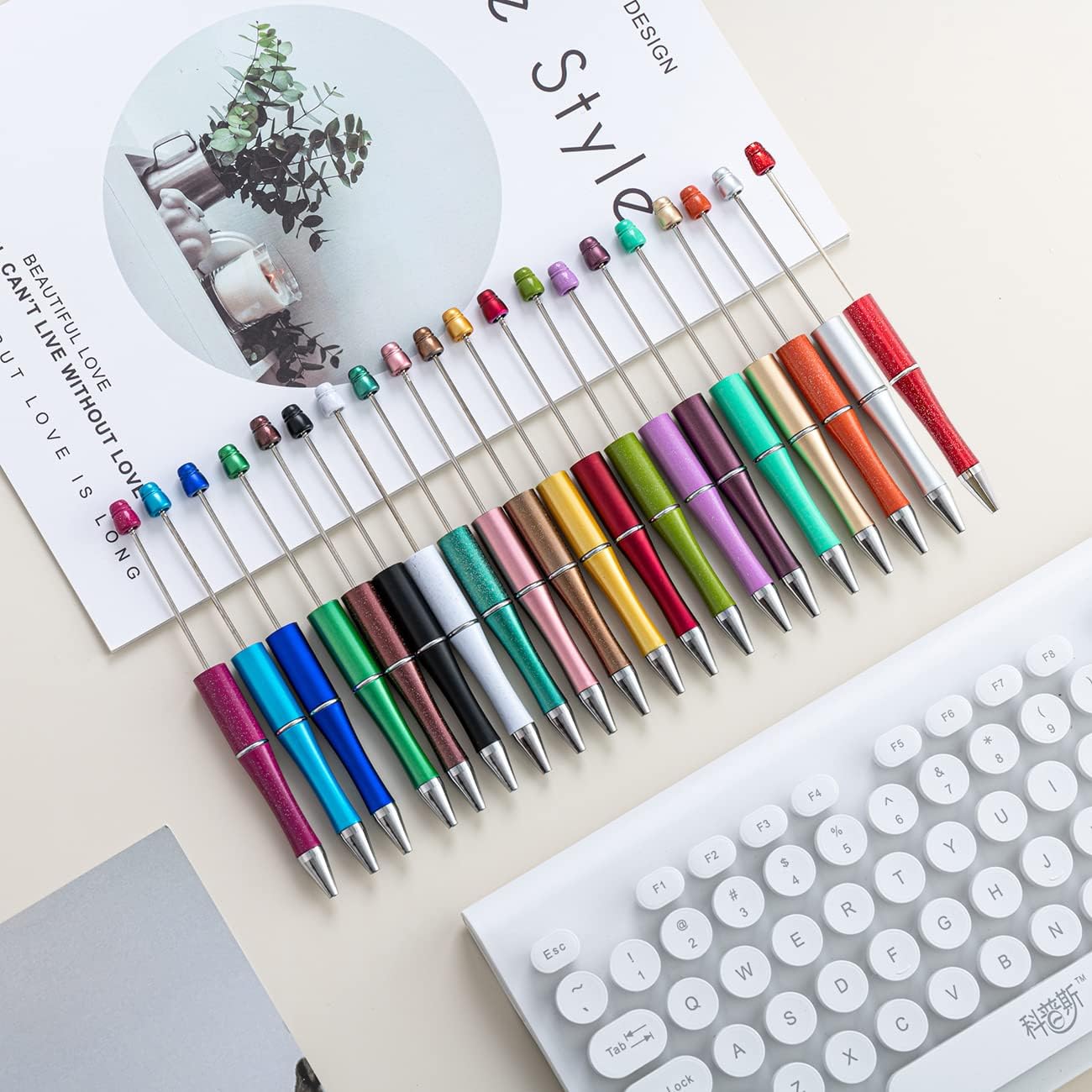 PASISIBICK 20 Colors Plastic Beadable Pens, Assorted Bead Pens for DIY PPL Gift with Shaft Black Ink, 20 Pieces image 4