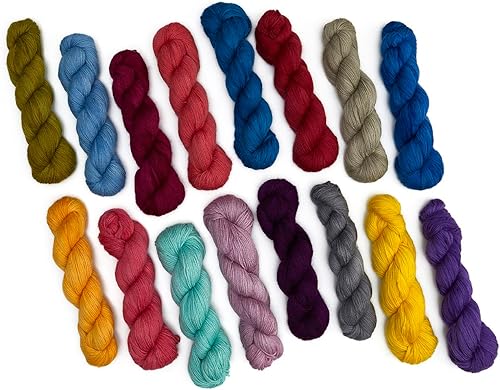 Miniatura 8 de 100% lana de alpaca bebé, 3.53 onzas de Hank DK, peso teñido a mano, fabricado en Perú, celestial suave y perfecto para tejer y tejer (verde musgo,