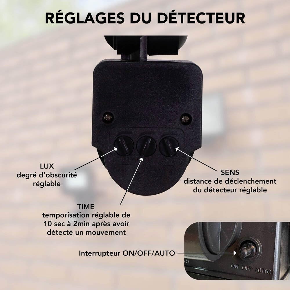 Projecteur Solaire LED Noir, 7.5W, 630 lumens, IP44, 6900K blanc-froid, détecteur de mouvement, Inter 3 positions On/Off/Auto - Tibelec
