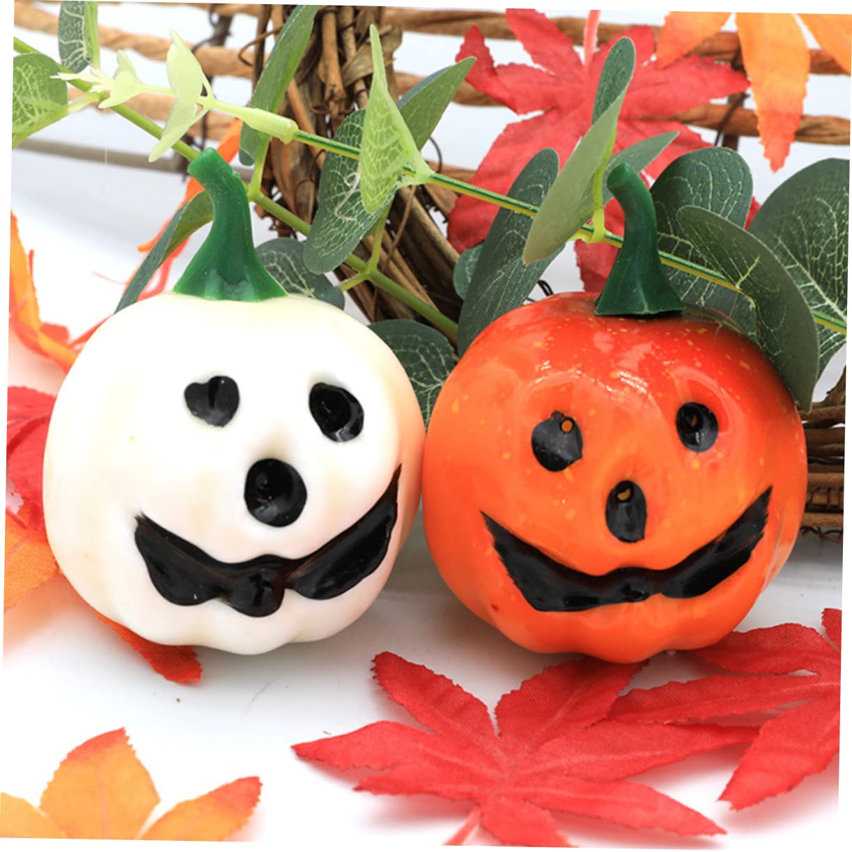 12-teiliges Halloween-Ornament-Set – Bemalte Glas-Kürbisse, Zum Aufhängen, Ca. 4,1 Cm
