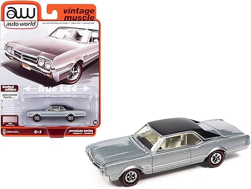 Miniatura 2 de Auto World 64402 164 Vintage Muscle 1966 Oldsmobile 442 Series B Plata