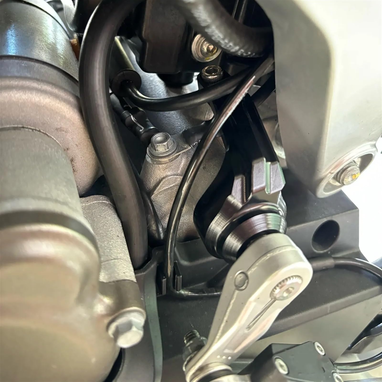 Schalthebelunterstützung Schalthebel Stabilisator Unterstützung Halter Motorrad Zubehör Für Aprilia Für Tuareg 660 Für RS660 RS 660 Tuareg660 2020-2024 Hebel Halterung Für Schalthebel(Black)