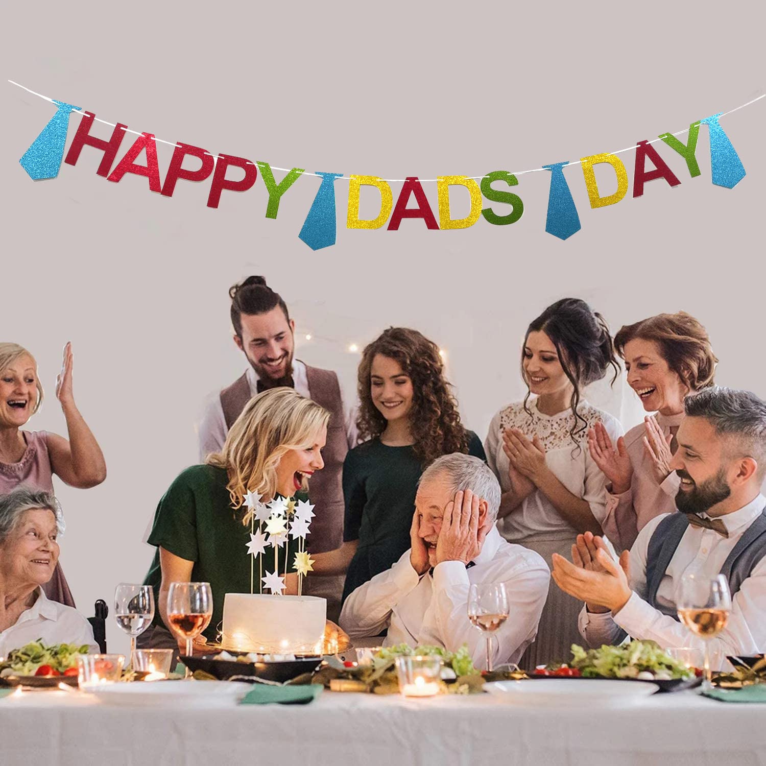 Happy Fathers Day Banner 180x110 Cm – Vatertagsdekoration Als Fotohintergrund Mit Krawatte, Werkzeug & Hut-Motiven