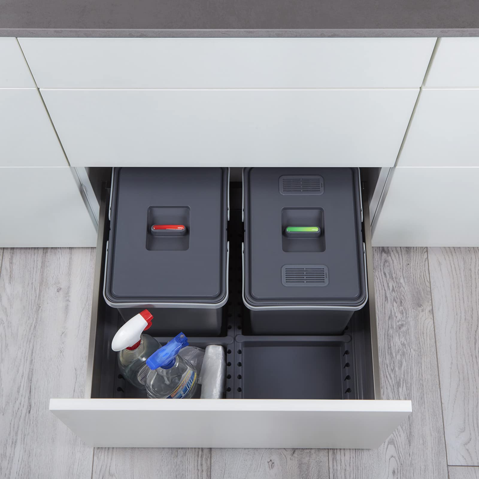 GTV Set De Collecteurs De Déchets AxiSpace, Pour Tiroirs Et Armoires D'une Largeur De 600 Mm, Composé De Bacs De 2 X 15 L, Poubelle En Plastique Avec Particules De Graphène, Couleur - 12