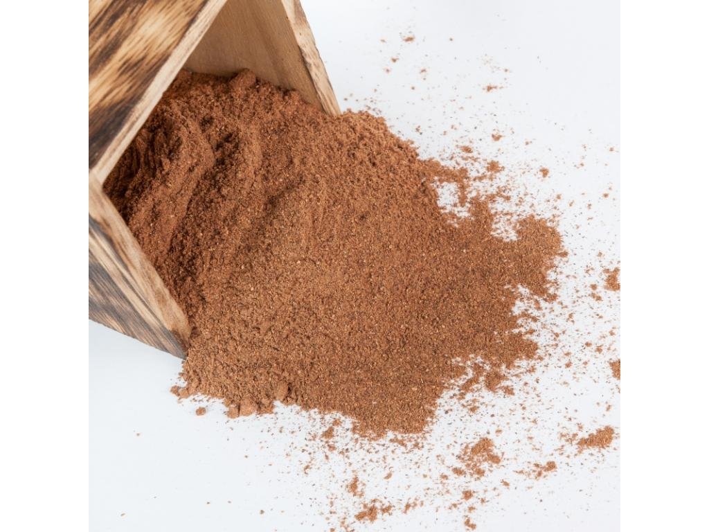 250 g de nuez moscada molida en polvo en dispensador para platos dulces y salados