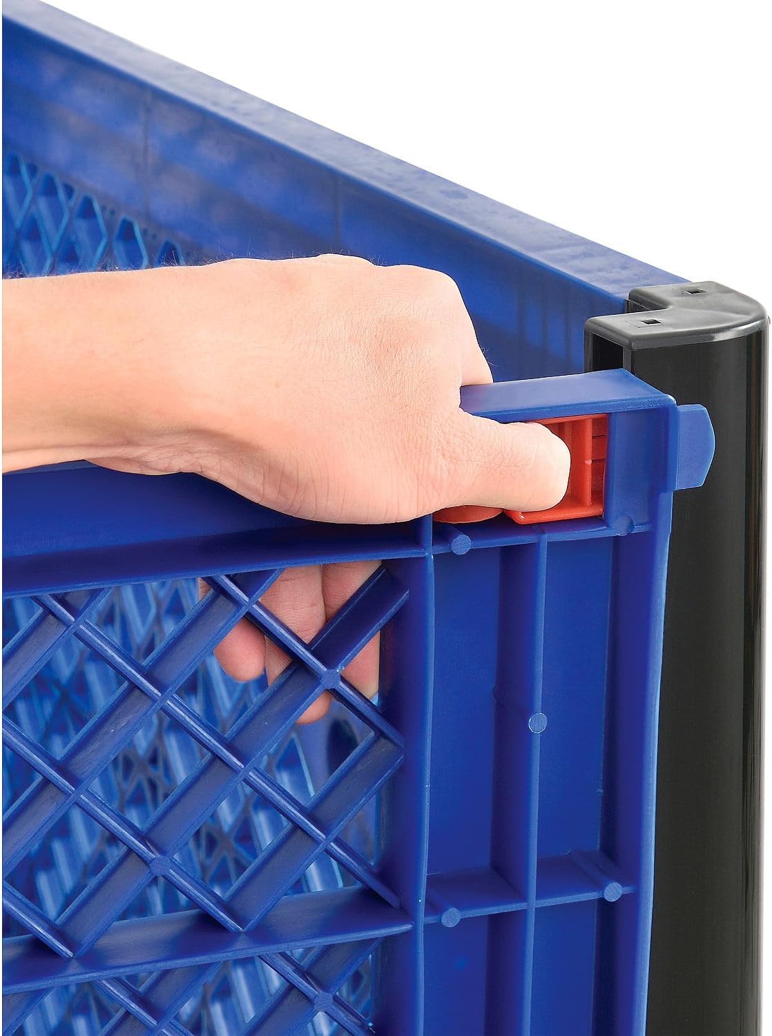 Global Industrial Vented Wall Bulk Container 39-1/4"L x 31-1/2"W x 29" H with One Drop Gate