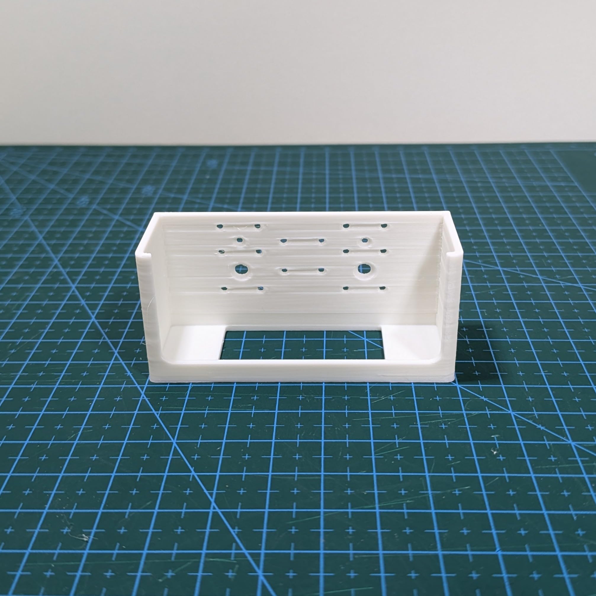 Amazon.co.jp: ハブミニ壁掛けホルダー ハブミニ 互換品 スマート