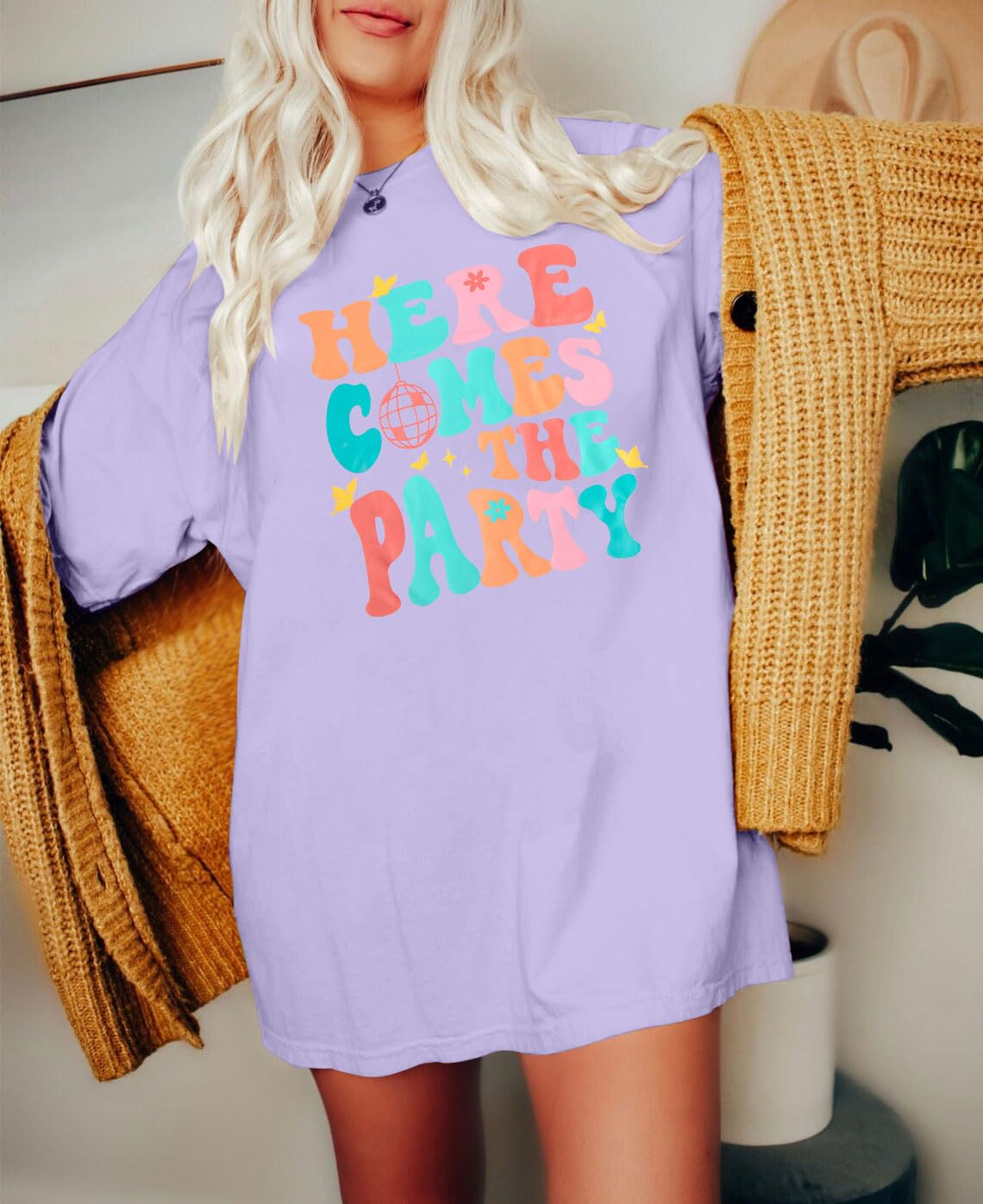 Camiseta de Despedida de Soltera para Mujer, Camiseta de Novia con Texto en inglés Here Comes Girl, Camiseta de Fiesta, Camisa de Novia, Camisa Informal de Manga Corta de Gran tamaño, Púrpura, S