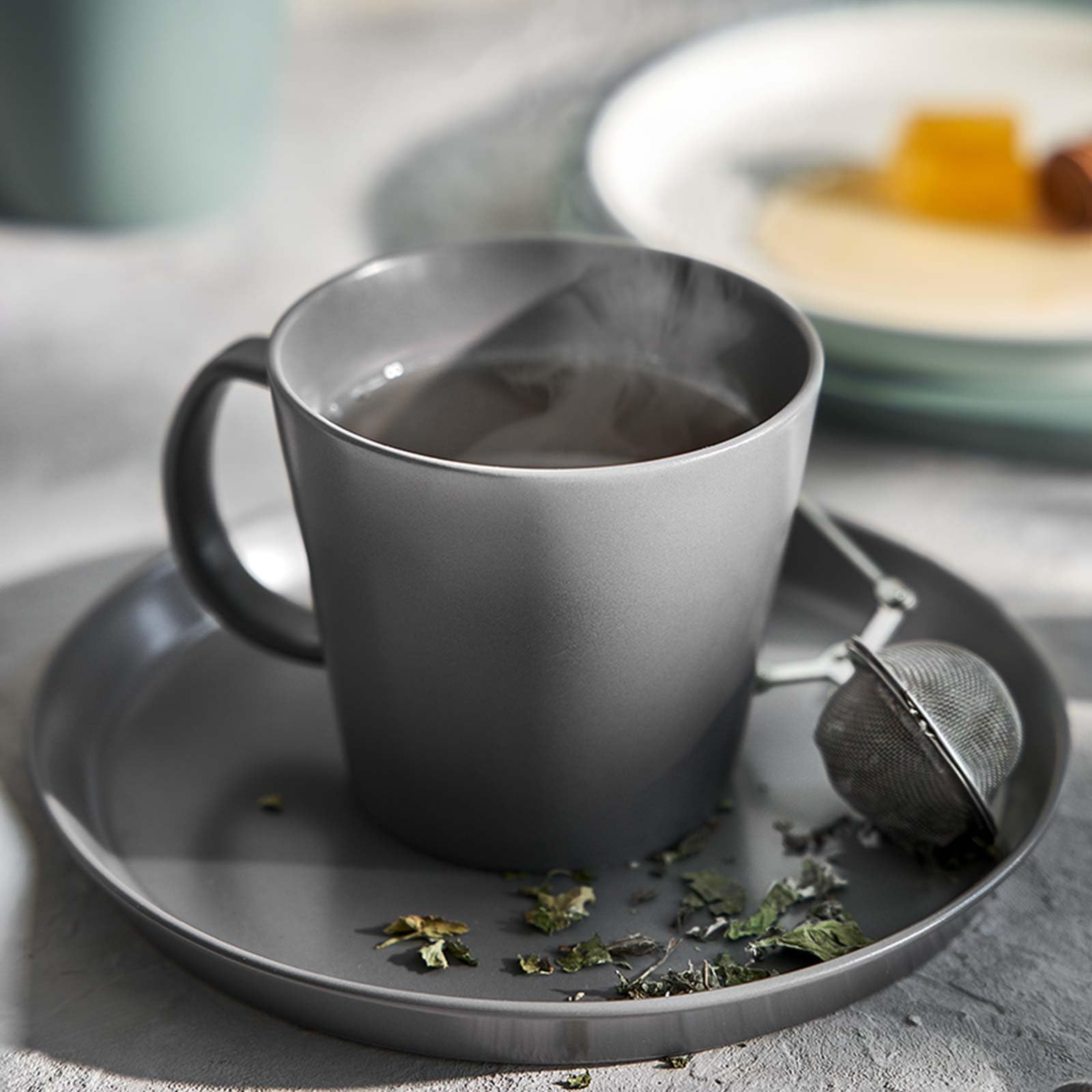 SPRINGLANE Sweet Scandi Juego de Vajilla de Cerámica de 16 Piezas – 4 Platos Vajilla, 4 Platos de Desayuno, 4 Cuencos Desayuno, 4 Tazas de Café – Vajillas Completas Modernas – Apta para Lavavajillas
