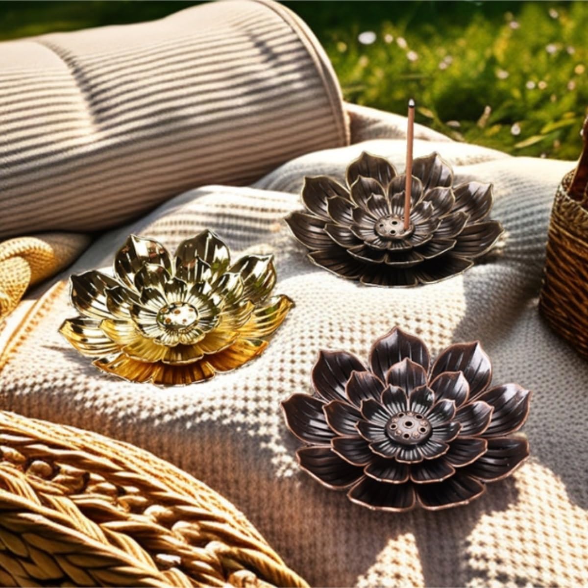 Räucherstäbchen Räuchergefäß Halter Poröser Lotus-Räucherstäbchenhalter, Haushalt, Sandelholzbrenner, Räuchertablett Zuhause Büro Yoga(Gold)