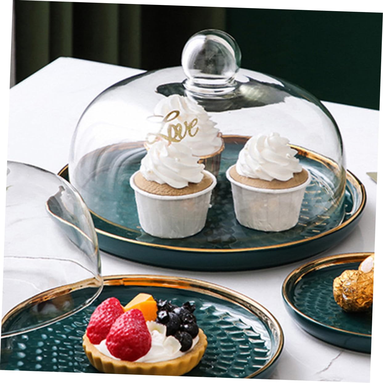 Kuchenserviertablett aus Keramik mit Deckel, Grün, Elegant | Glasglocke, Dekorative Präsentationsplatte für Dessert und Gebäck, Leicht zu Tragen, Formstabil
