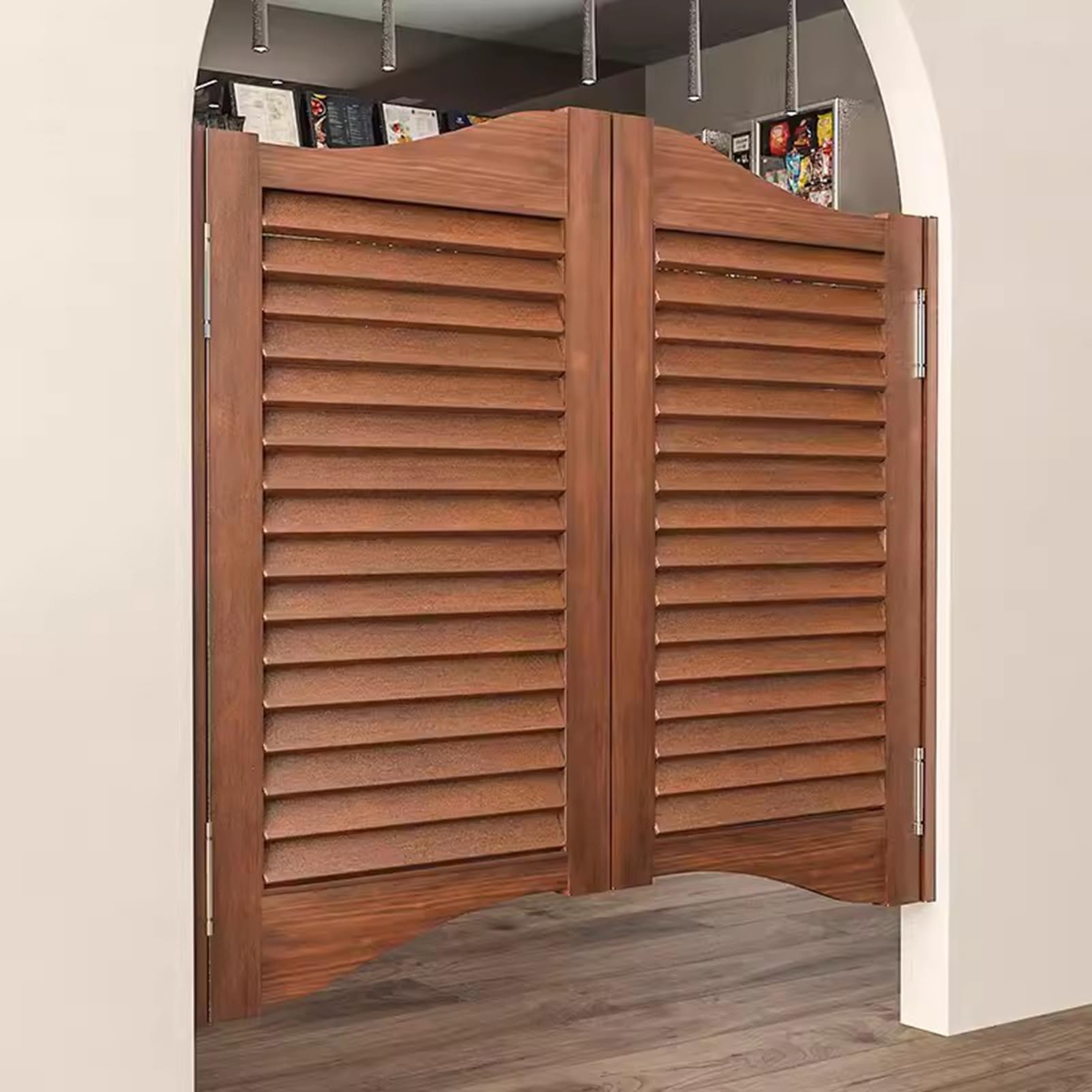 Portes battantes d'intérieur café en bois massif avec persiennes arquées