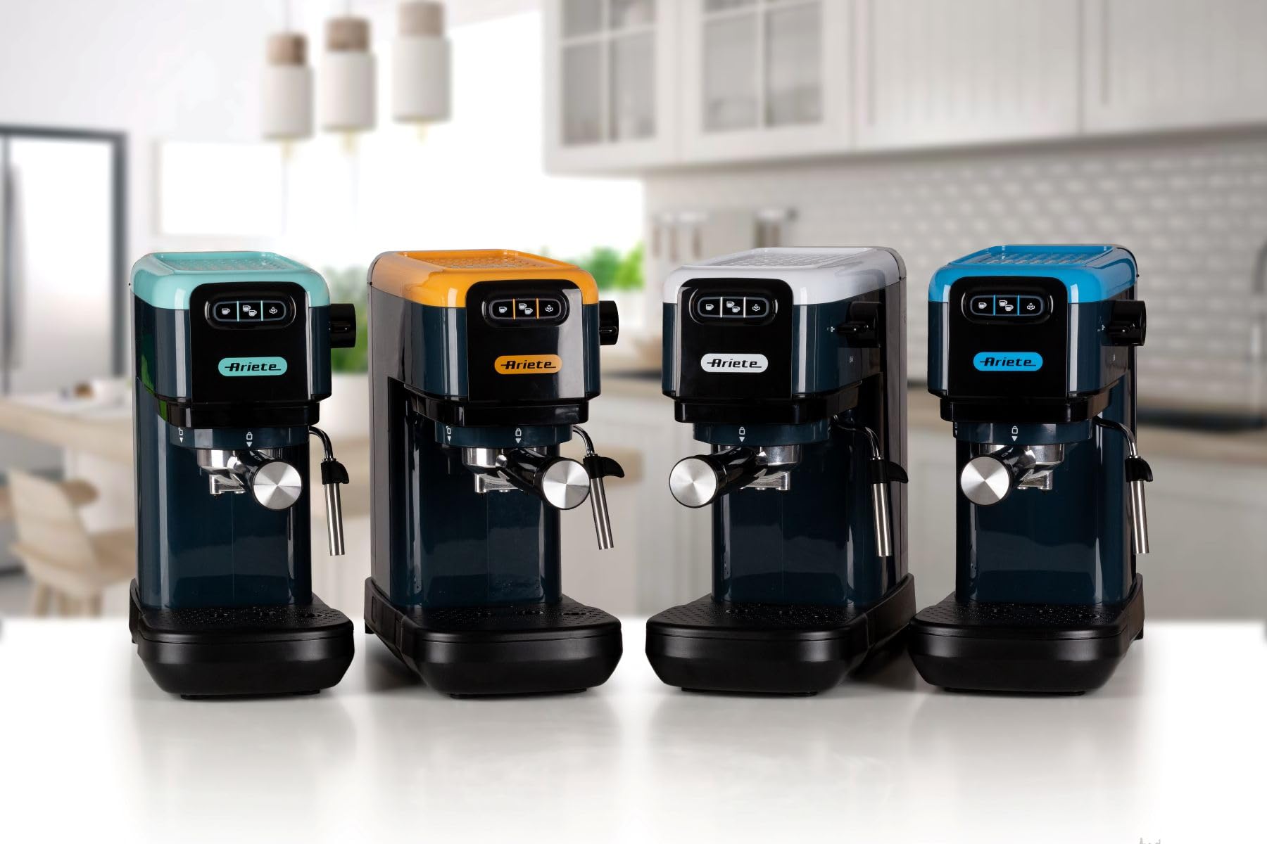 Ariete 1399 Machine à Café Percolateur, pour Expresso, Cappuccino, Thé et Tisane, Compatible avec le Café en Poudre et les Dosettes ESE, 1300 W, 15 Bar de Pression, Filtre 1-2 Tasses, Sky Blue