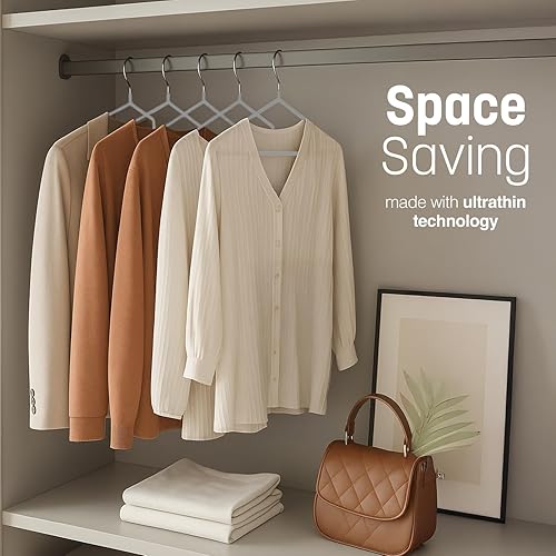 Miniatura 10 de Perchas de metal con revestimiento de goma, paquete de 20 perchas de metal resistentes de alta calidad para ropa, ahorro de espacio para armario,