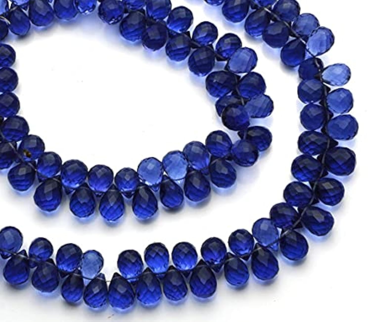 Briolettes facettées bleu tanzanite en quartz hydro de forme goutte 8x11mm pour création
