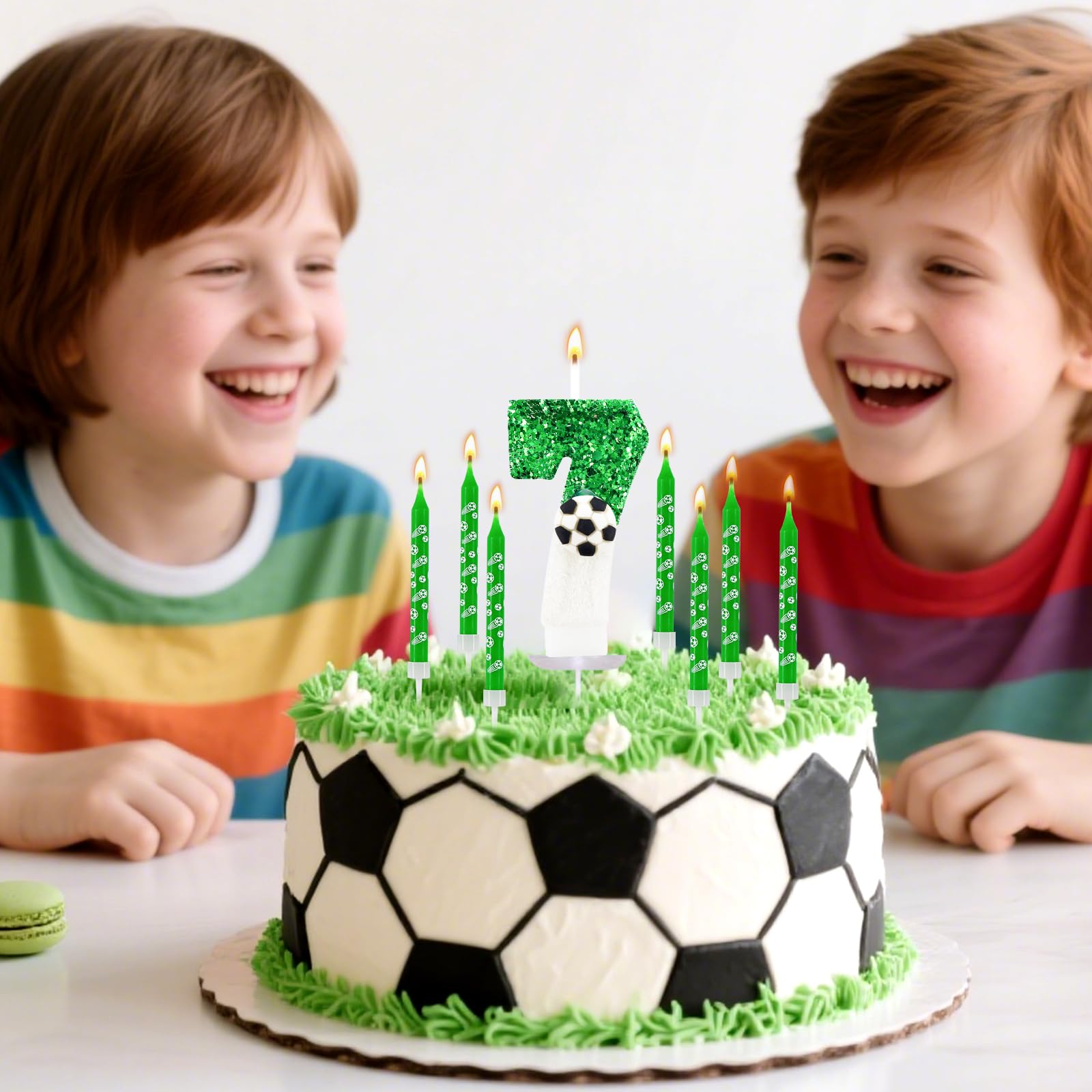 Fußball Geburtstagskerze Zahl 7 – Mit Pailletten, Grün, Für Kuchen-Deko (ca. 7,2 Cm)