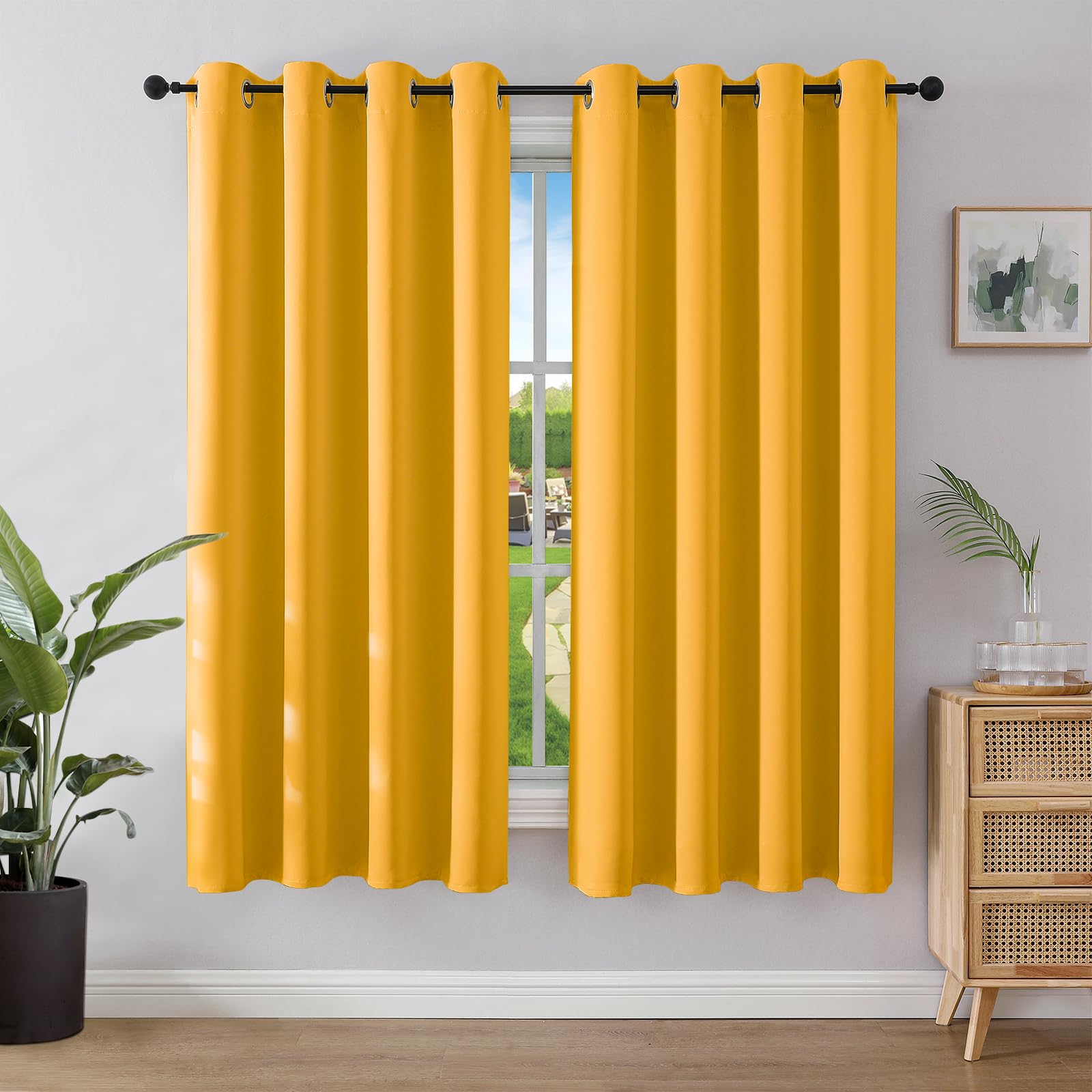 Joydeco Rideau Occultant 2 Pièces, Rideau Thermique Isolant Anti Chaleur Tenture Opaque à Oeillets Isolation Lumiere Anti UV Decoration Chambre Maison Salon Intérieurs
