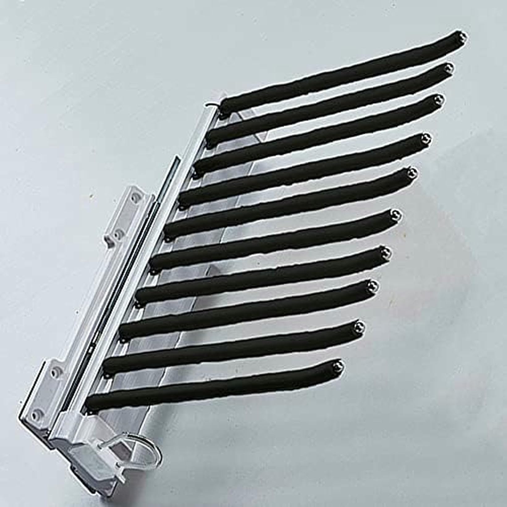 Rack de glissement de sauvegarde de l'espace pour organiser foulards et liens