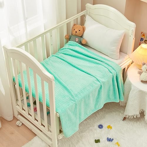 Miniatura 4 de NEWCOSPLAY Manta súper suave de franela sedosa de alta calidad con patrón de hojas, ligera, para uso en todas las estaciones (aguamarina, manta (40