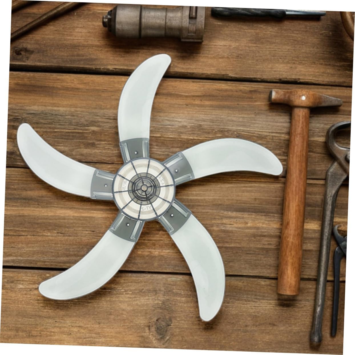 Cabilock 2Pcs Replacement Fan Blades Sturdy Blades for Pedestal Wall Table Fans Quiet Operation High Performance Five Design Modern Aesthetic