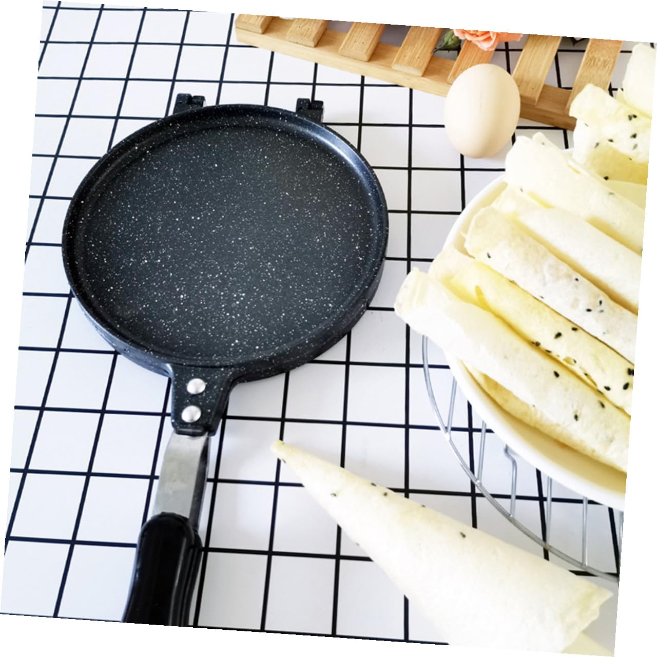 Stampo per Waffle Doppio in Lega di Alluminio Nero, Utensile da Forno | Superficie Liscia, Facile da Pulire, Uso Domestico e Negozio, per Preparazioni Dolci e Cotture Dedicate