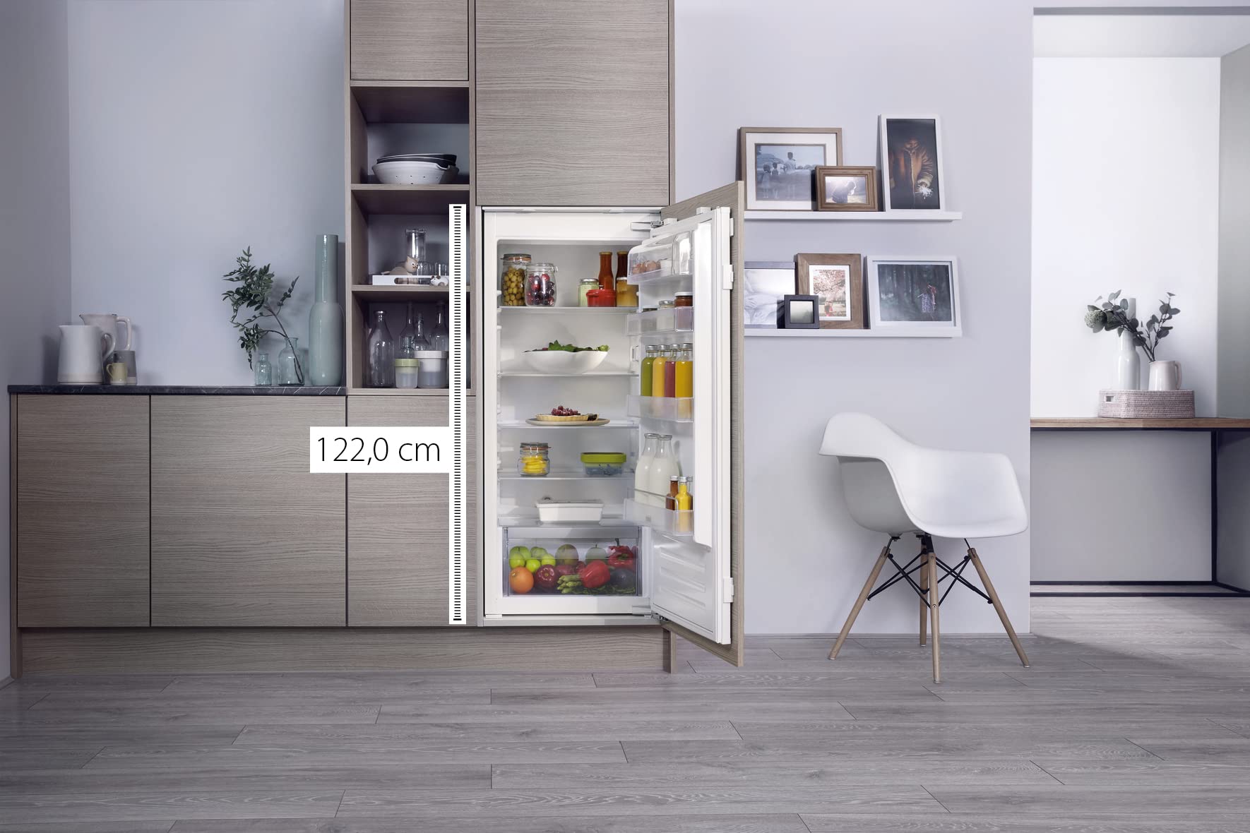 Bauknecht KSI 12VF2 Einbau-Kühlschrank (Nische 122) / Gesamtnutzinhalt: 209 Liter/ Abtauautomatik im Kühlteil / Elektronische Temperaturregelung / Elektronische Steuerung über LED Display