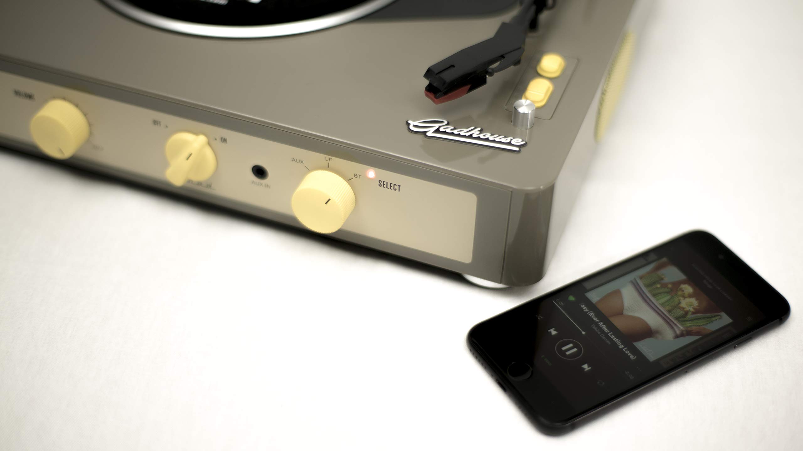 Gadhouse Brad Vintage Record Player 3speed Turntable Built in